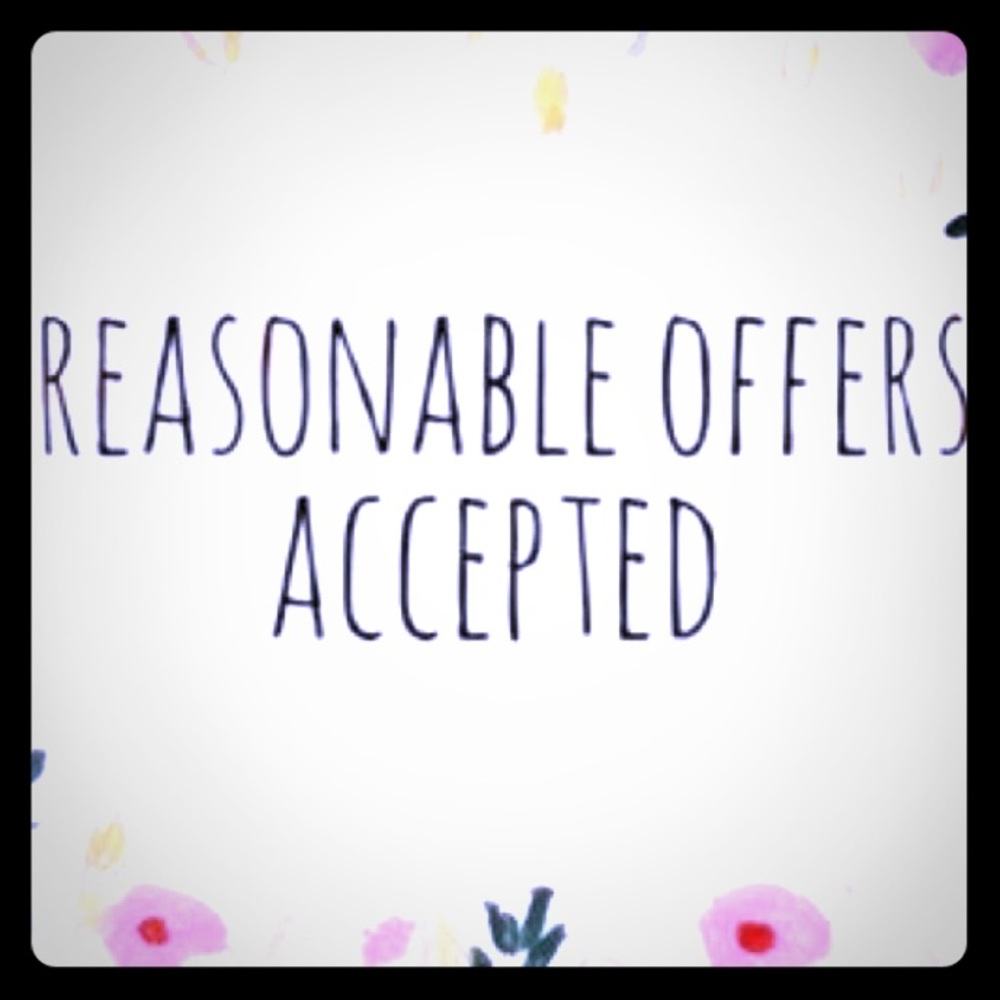 Post office today!  Make offers & I’ll ship today!